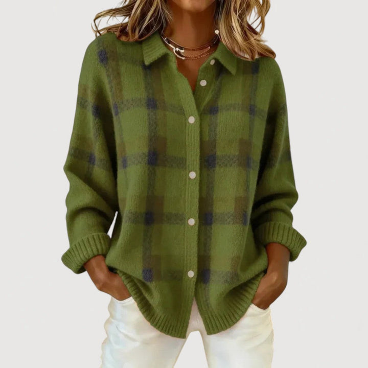 Julia – Cozy Knit Shirt for Cold-Weather Comfort